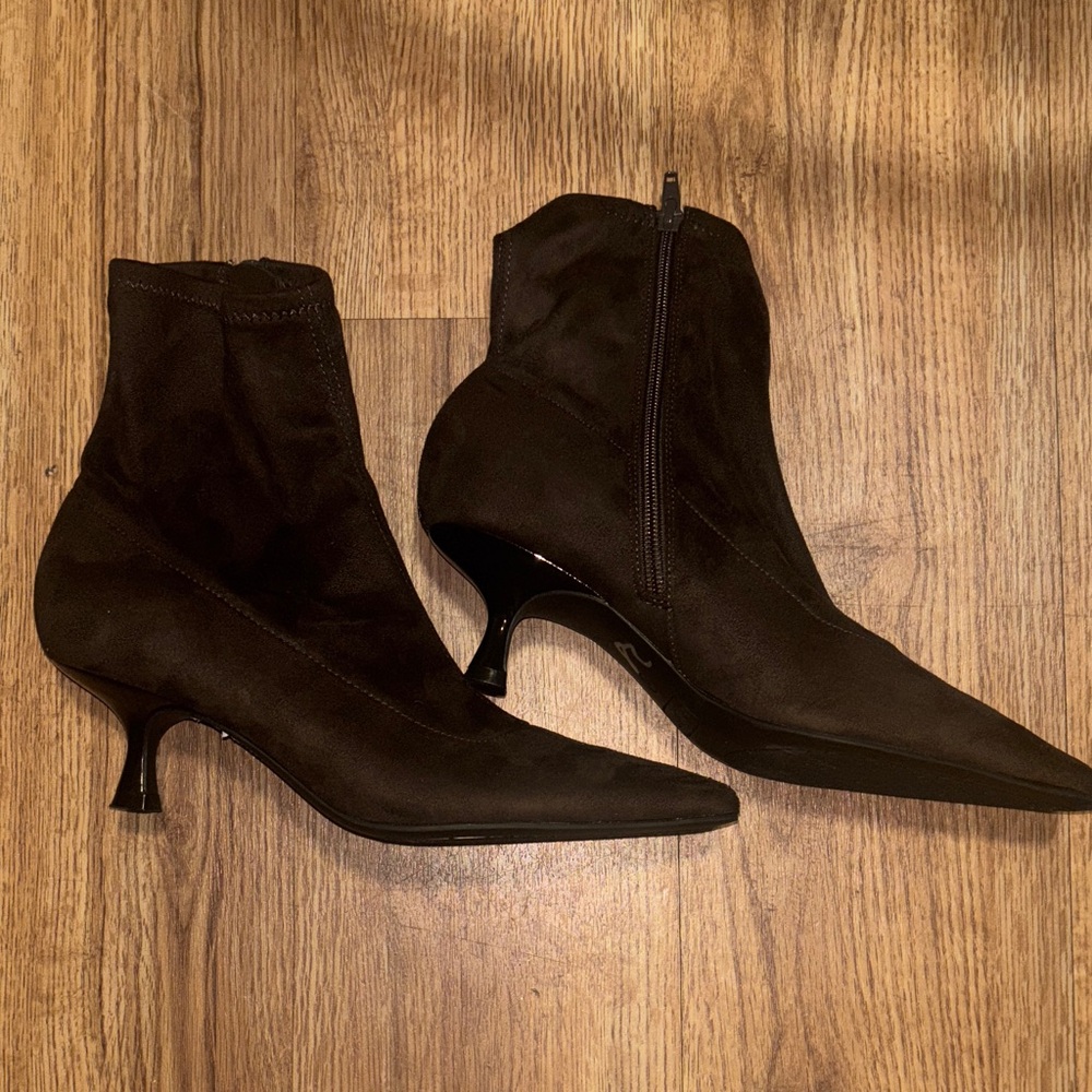 Elegant Brown Ankle Boots